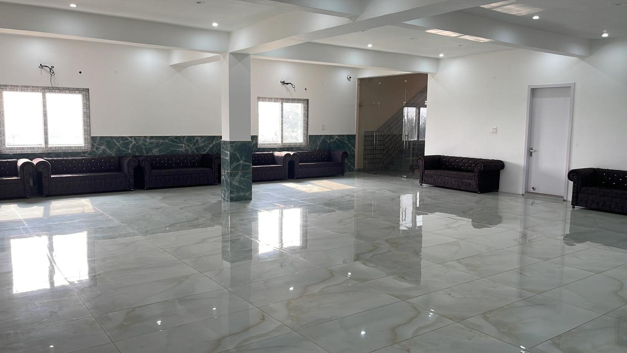 Shrinath Residency Hotel Greater Noida Luaran gambar